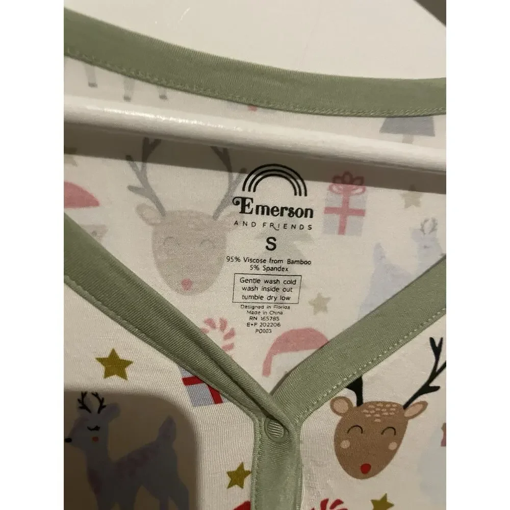 SANTA AND FRIENDS CHRISTMAS ADULT BAMBOO‎ PAJAMAS WOMEN'S TOP Small